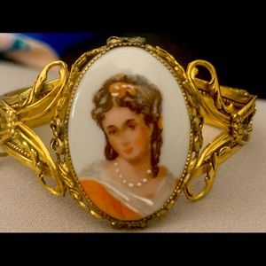 Whiting & Davis Co- Limoge Cameo Bracelet